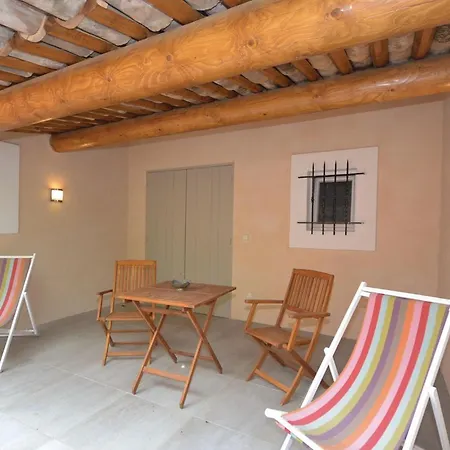 Ferienhaus Lovely In Roussillon With Kitchen *